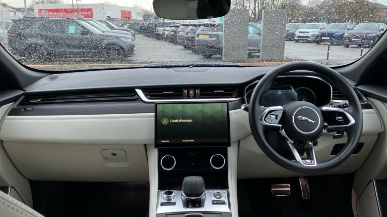 Jaguar F-Pace 2.0 D200 R-Dynamic Black 5dr Auto AWD Diesel Estate